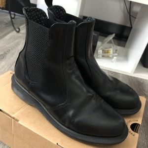 Doc Marten Chelsea Boots